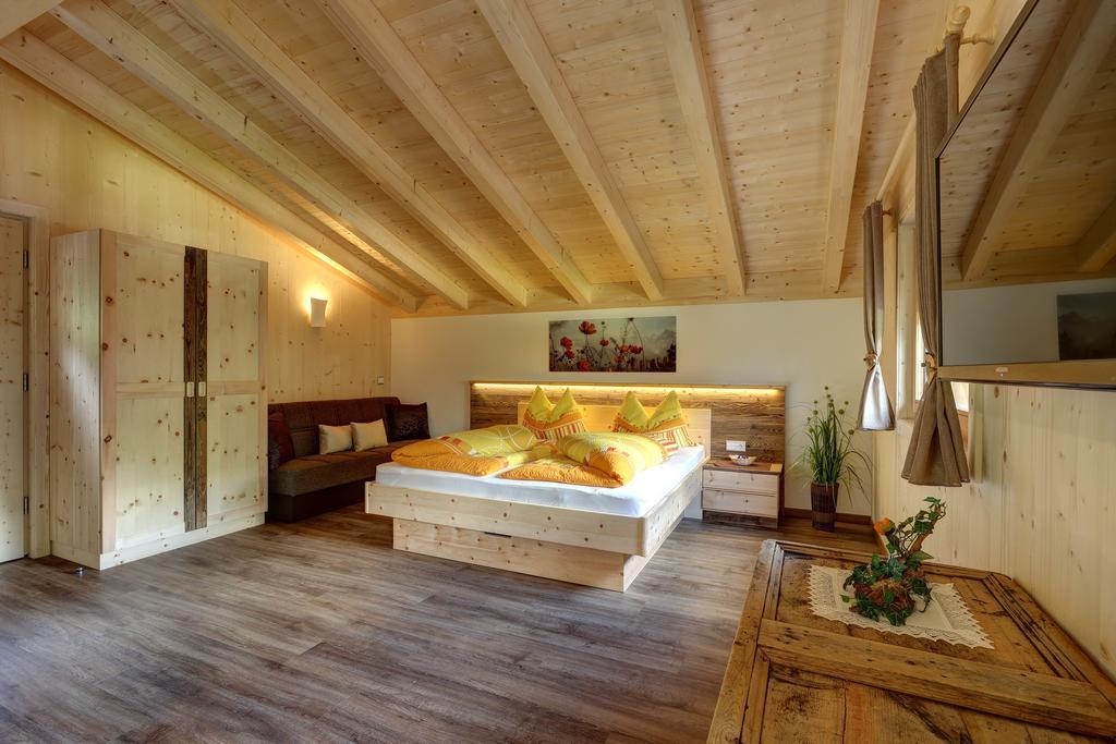 Lechnerhof Bed & Breakfast Lutago Exterior photo